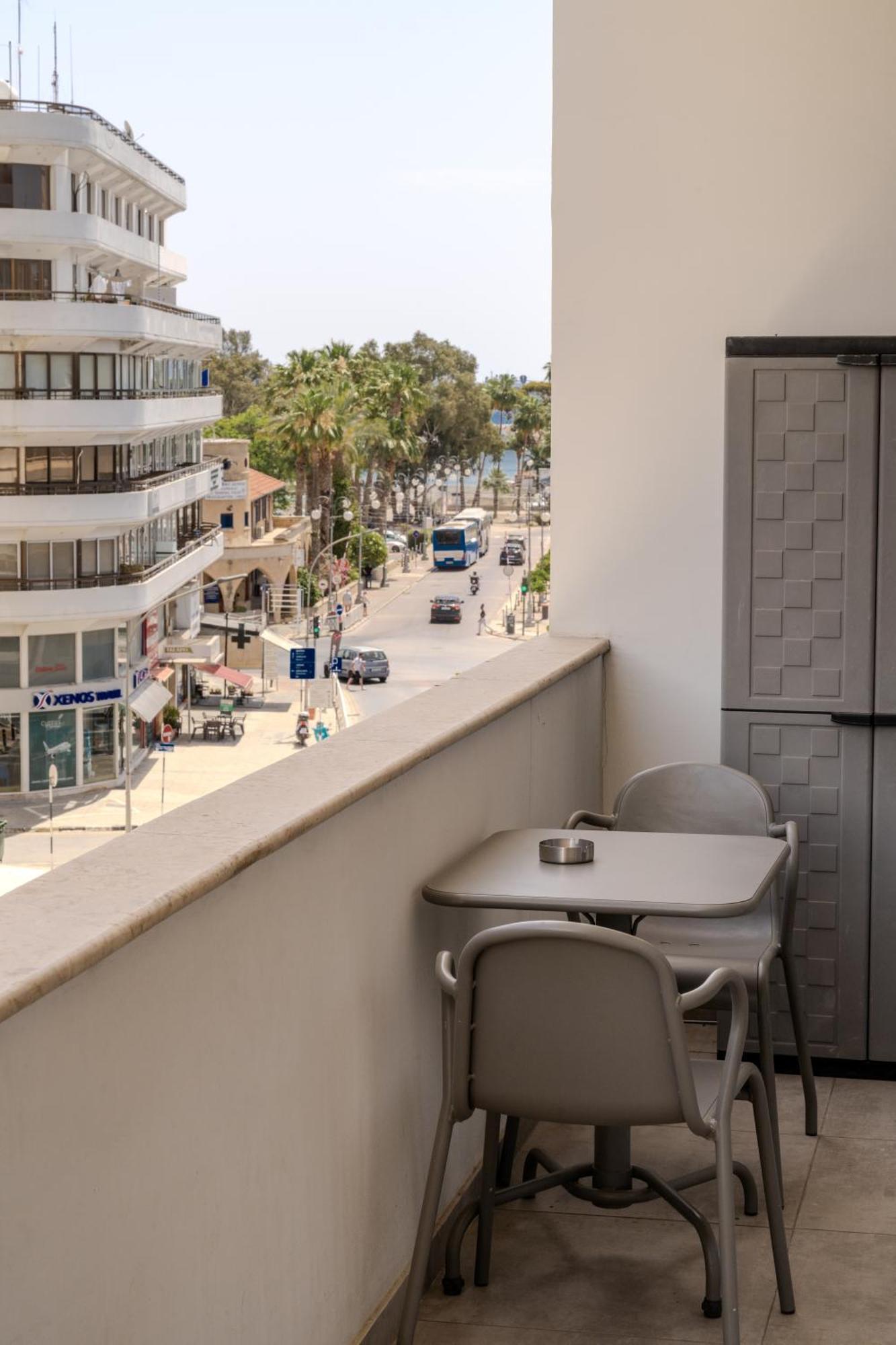 City Rendezvous Apartment Larnaca Exterior photo